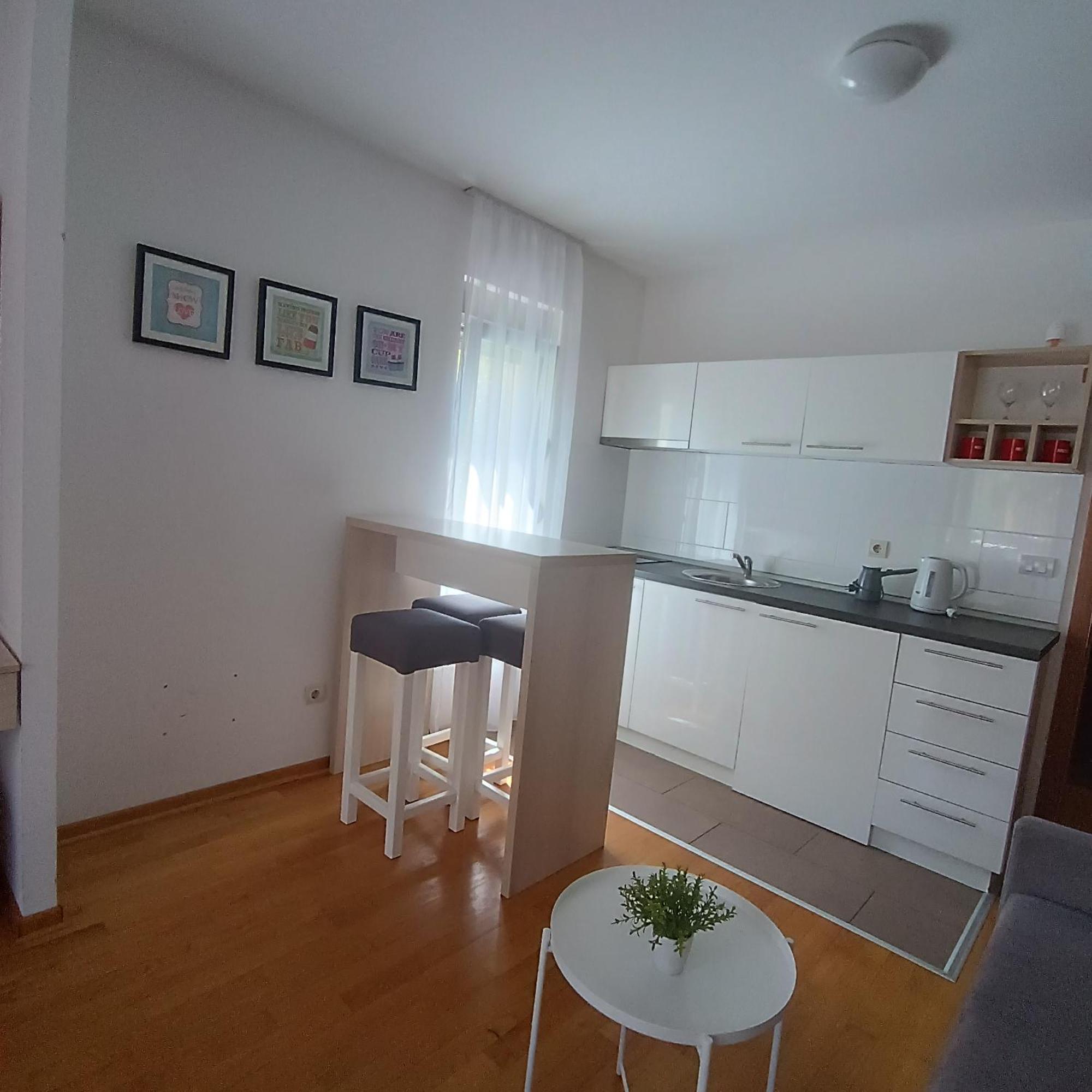 Apartments Karamarkovic Vrnjačka Banja Esterno foto